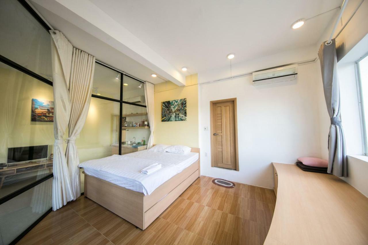 The Wooden Apartments - In The Heart Of Ben Thanh 호치민 객실 사진